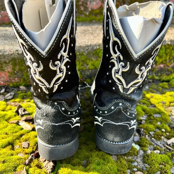 ✨Sold✨Justin Pull-On Fashion Boots w/Hair-on Hide and Rhinestones - Picture 3 of 9